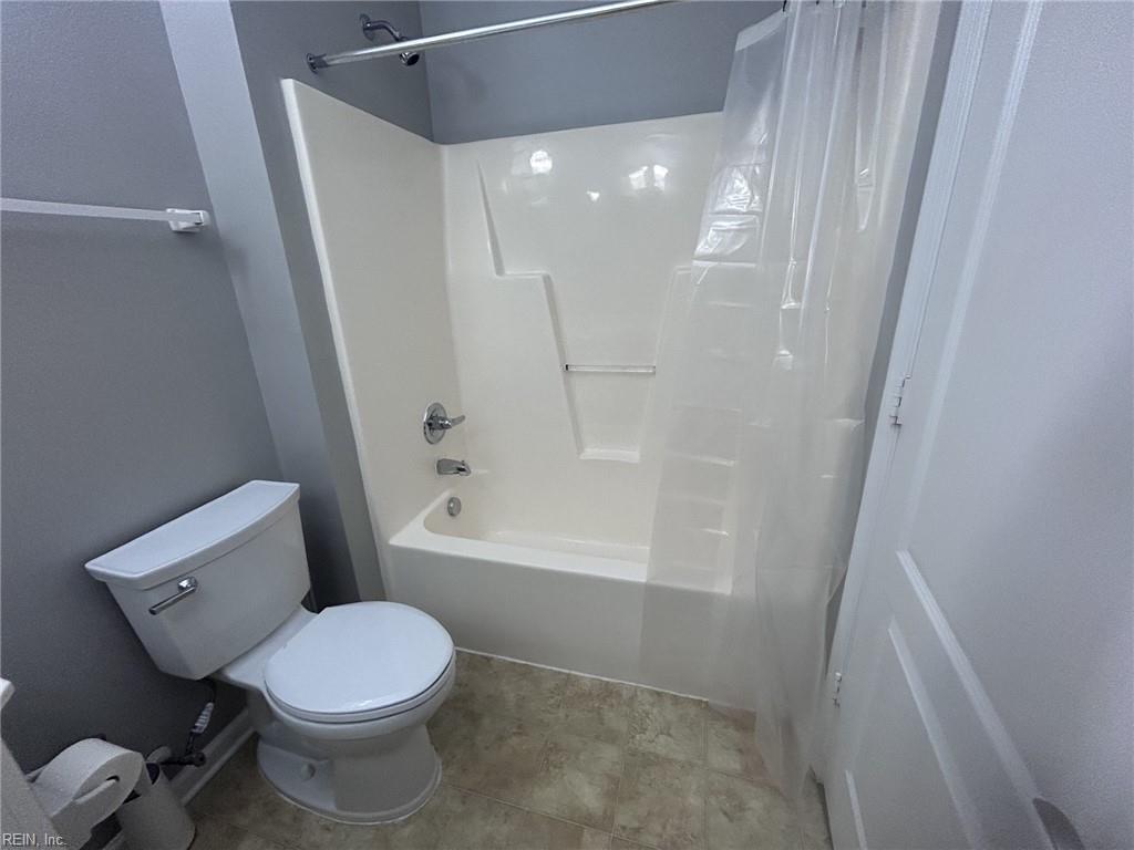 5300 Elston Ln Property Photo 10