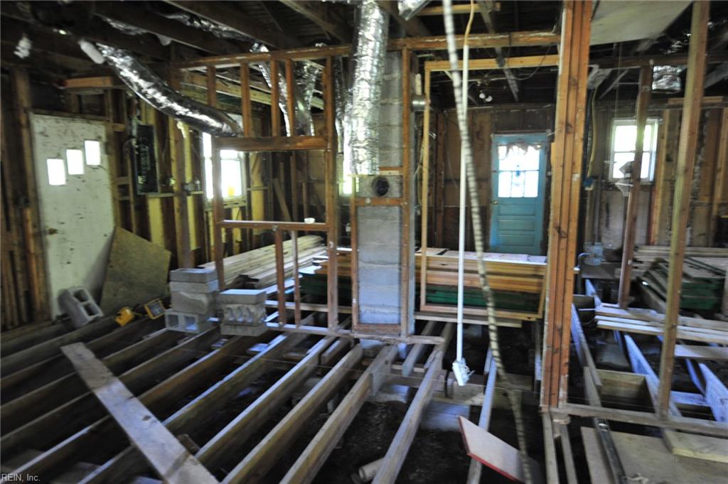 3365 Benefit Rd Property Photo 8
