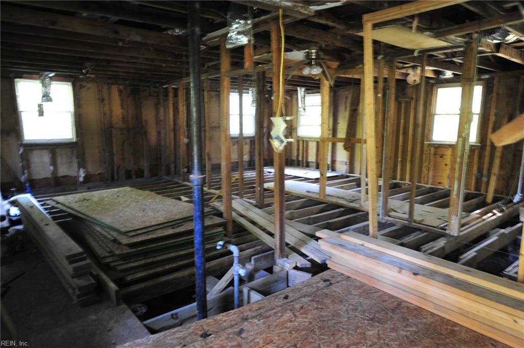 3365 Benefit Rd Property Photo 11