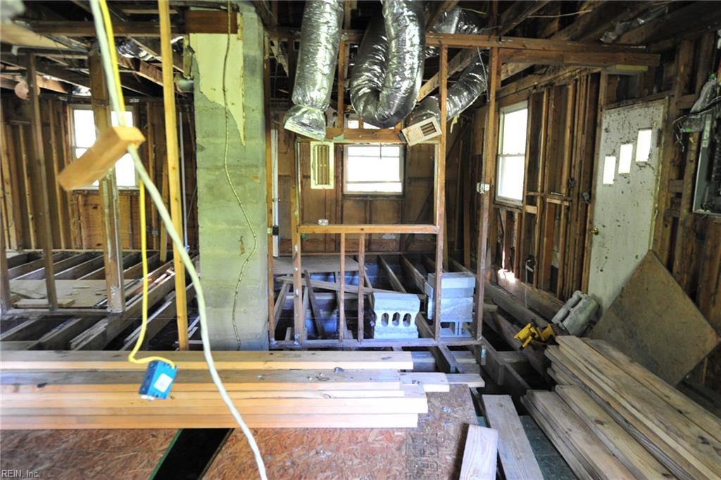 3365 Benefit Rd Property Photo 12