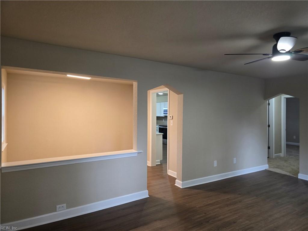 8452 Carlton St Property Photo 4