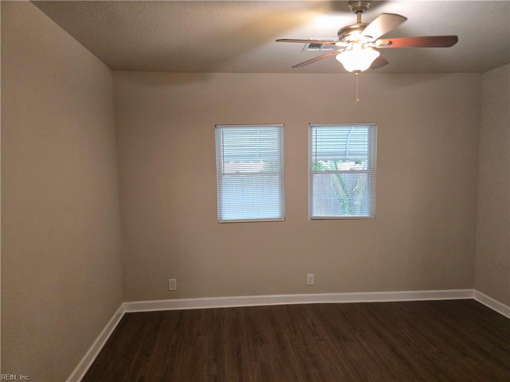 8452 Carlton St Property Photo 11
