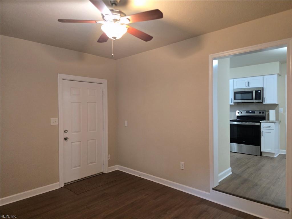 8452 Carlton St Property Photo 12