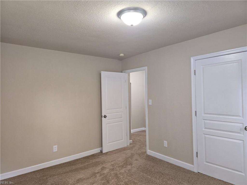 8452 Carlton St Property Photo 18