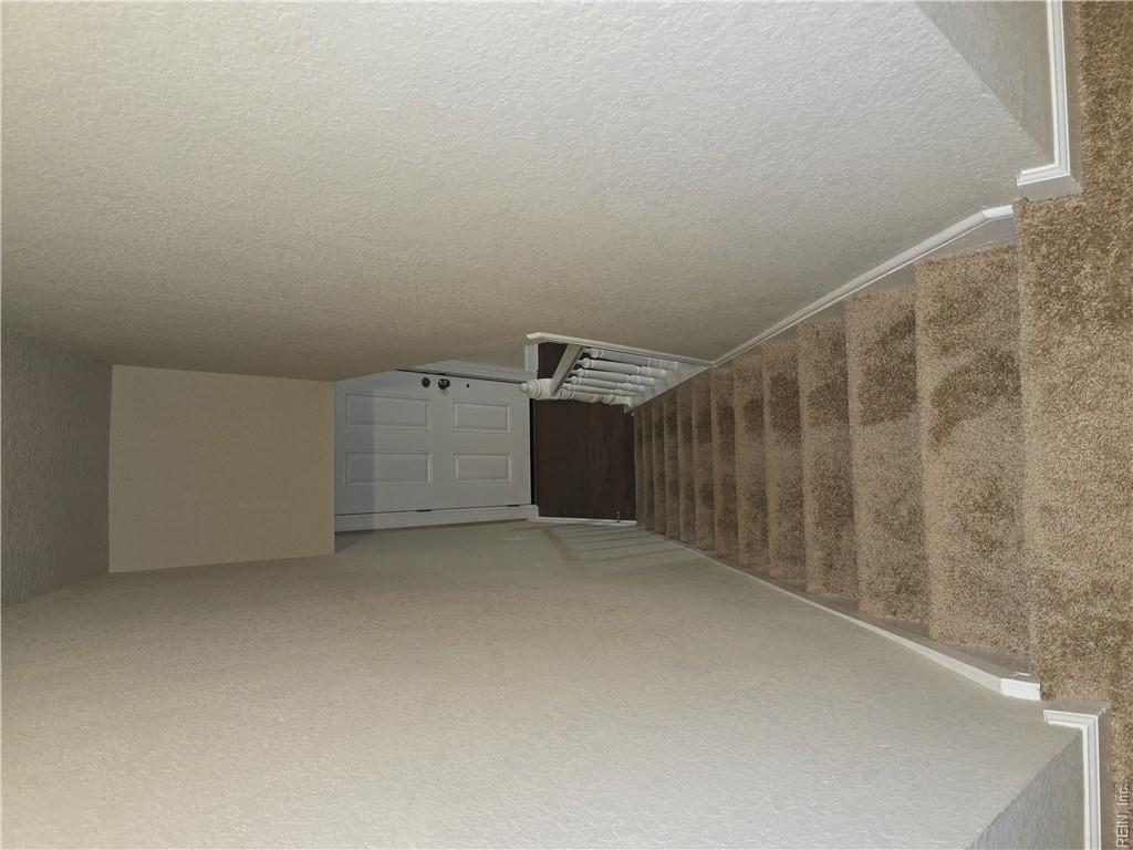 8452 Carlton St Property Photo 28