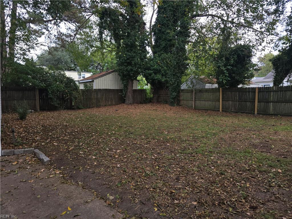 8452 Carlton St Property Photo 32
