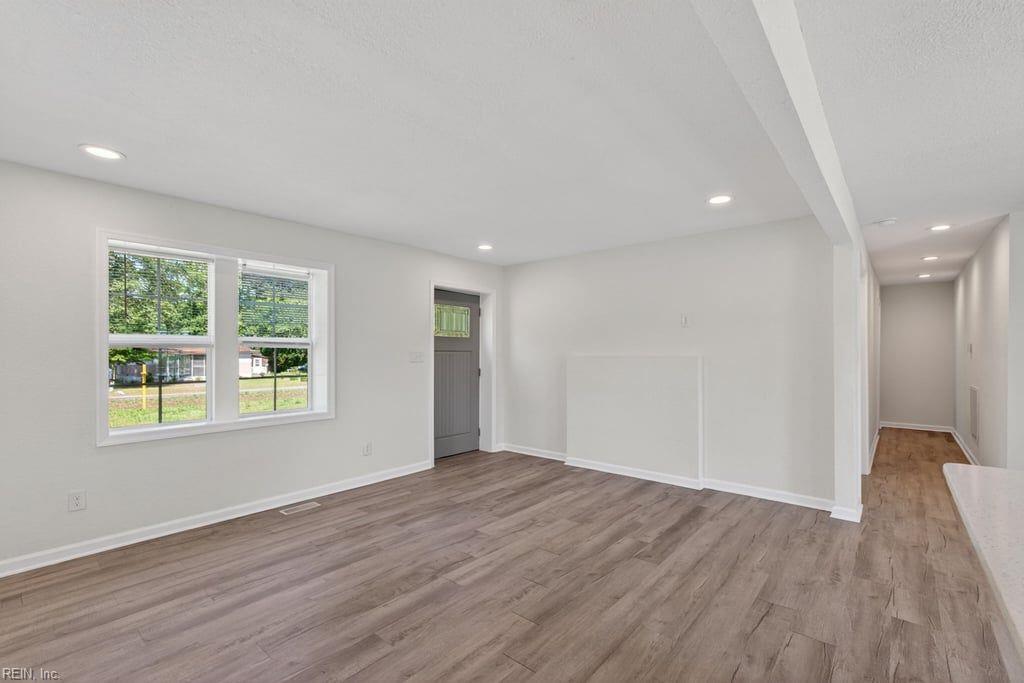 9289 Gates Rd Property Photo 13