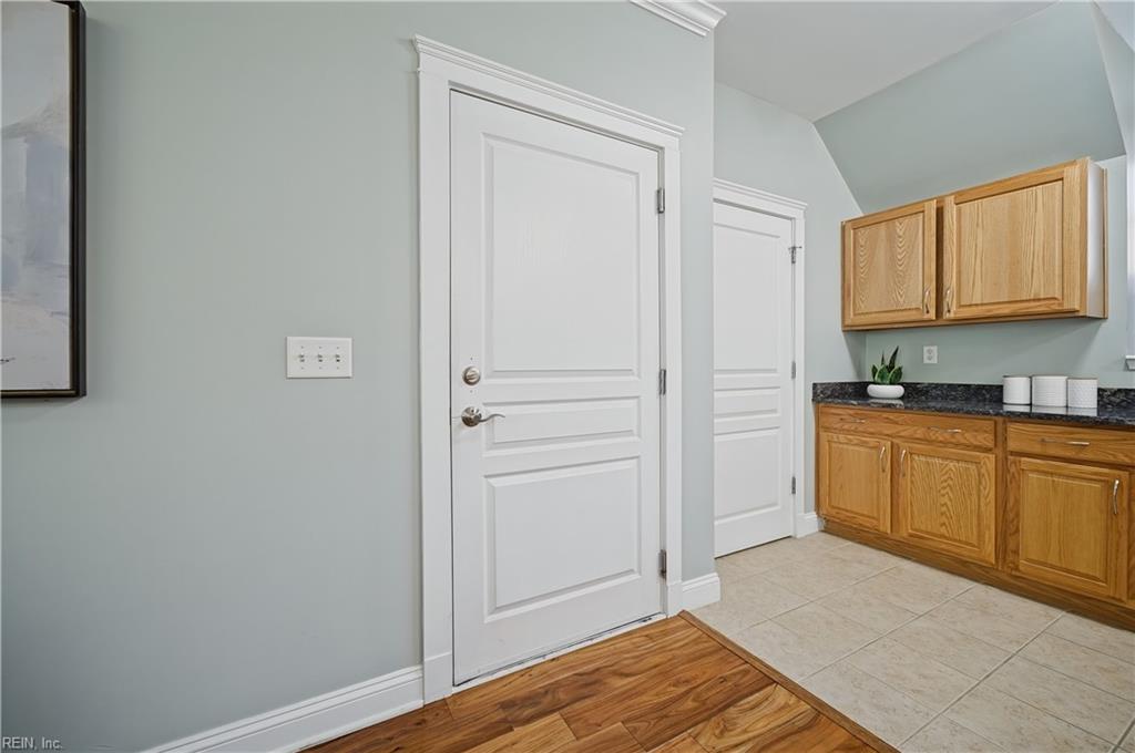 504 E Freemason St Property Photo 22