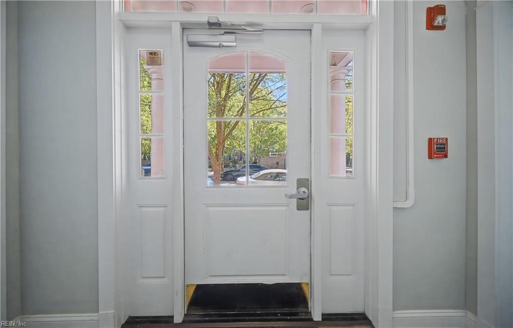 504 E Freemason St Property Photo 27