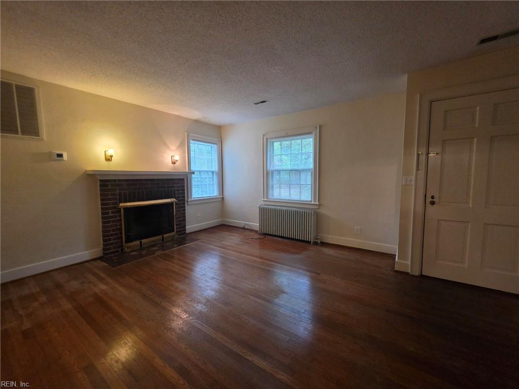 139 Beverly Ave Property Photo 6