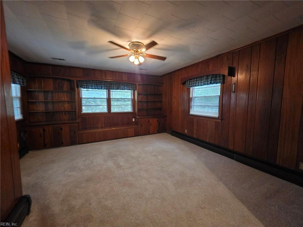 139 Beverly Ave Property Photo 11