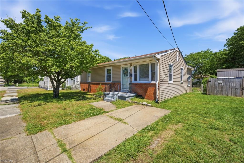 804 Roseclair Street Property Photo 1