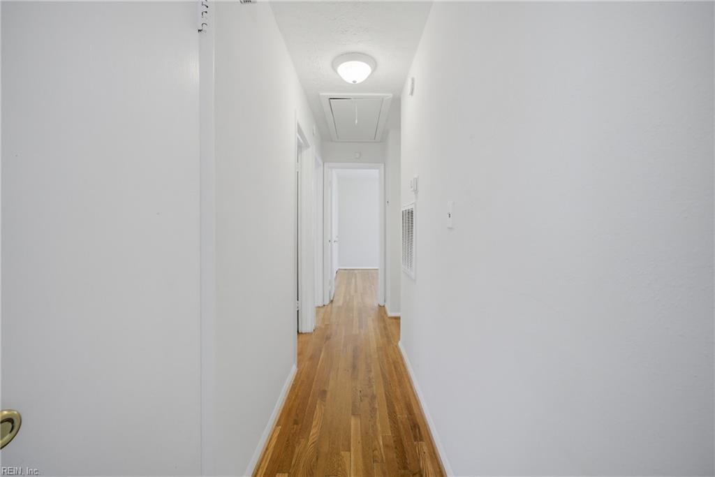 804 Roseclair Street Property Photo 7