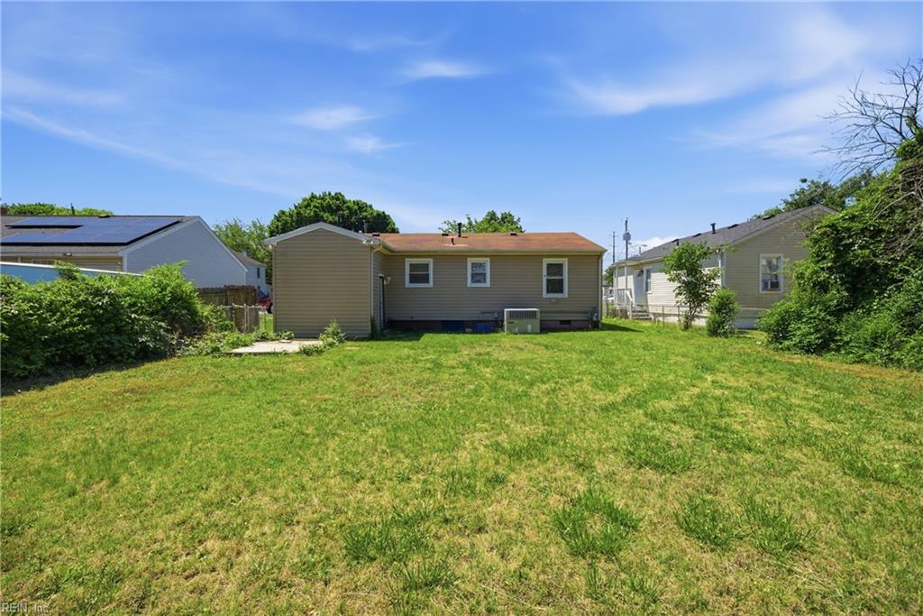 804 Roseclair Street Property Photo 30