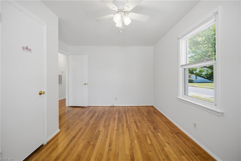 804 Roseclair Street Property Photo 43