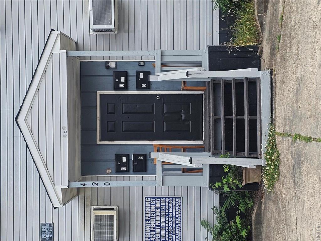 420 Pendleton St Property Photo 1