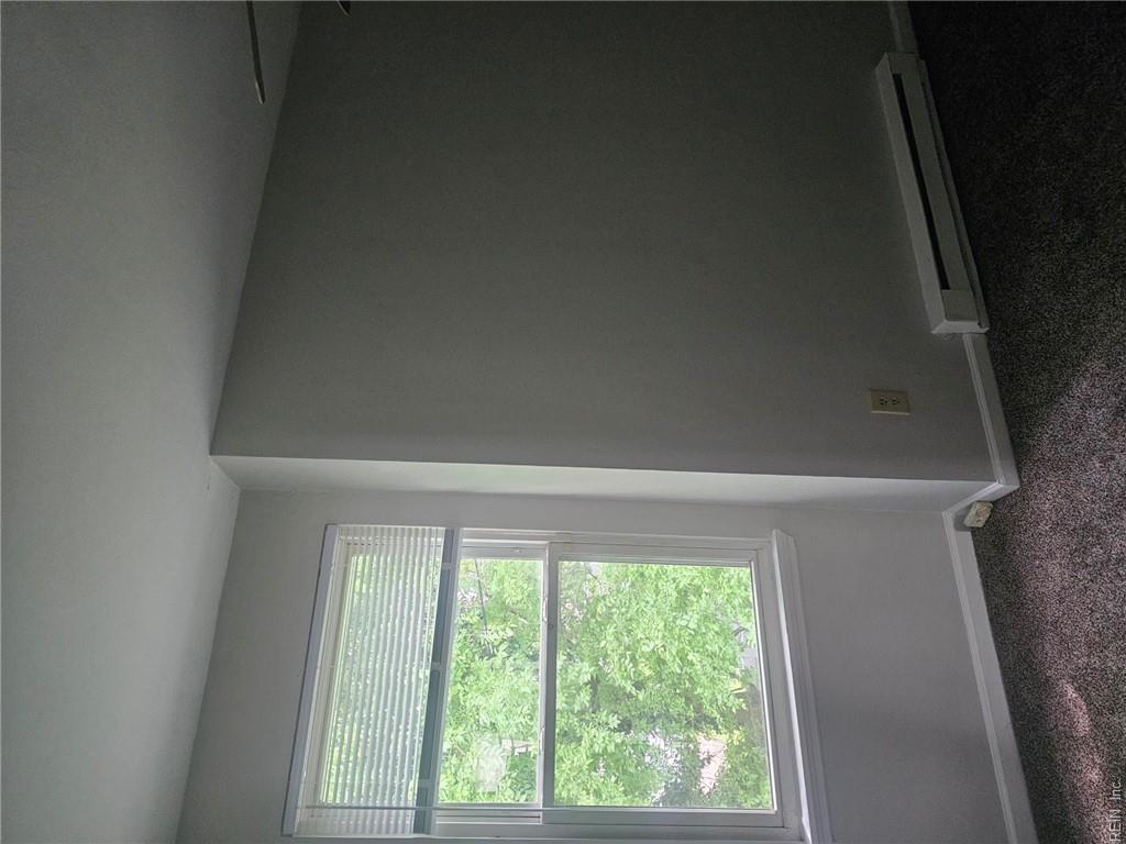 420 Pendleton St Property Photo 11