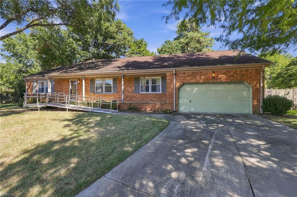 1609 Macroger Ct Property Photo 5