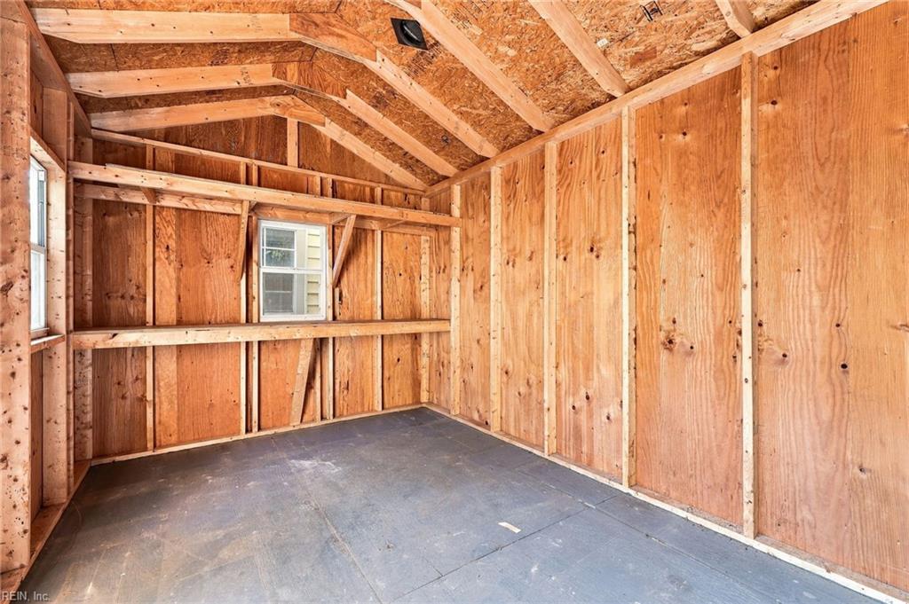 1609 Macroger Ct Property Photo 21