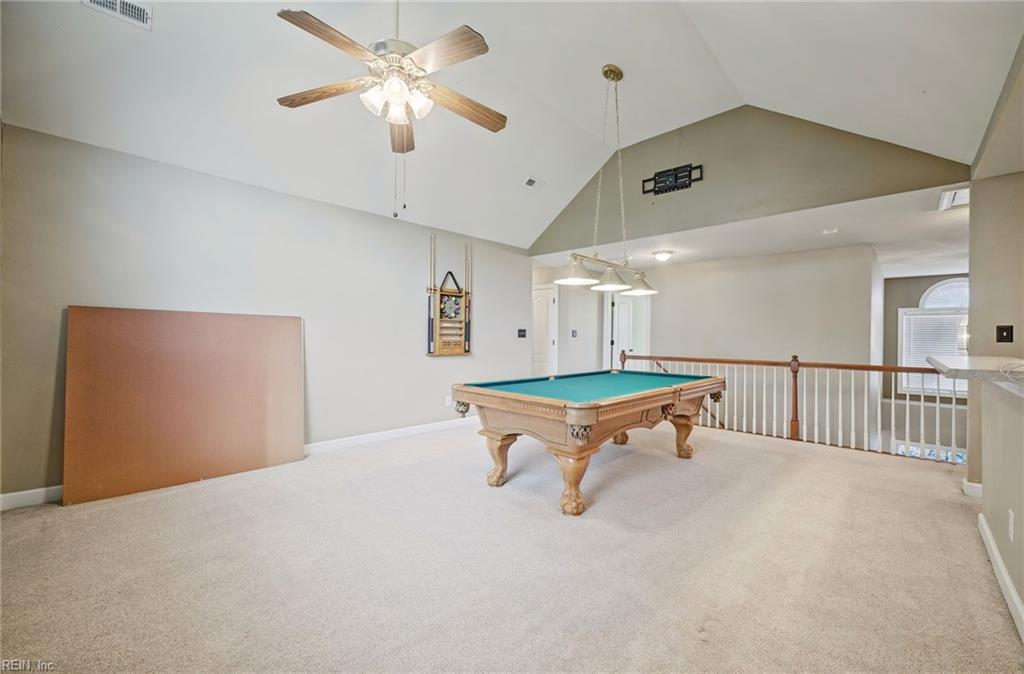 105 Meredith Way Property Photo 30