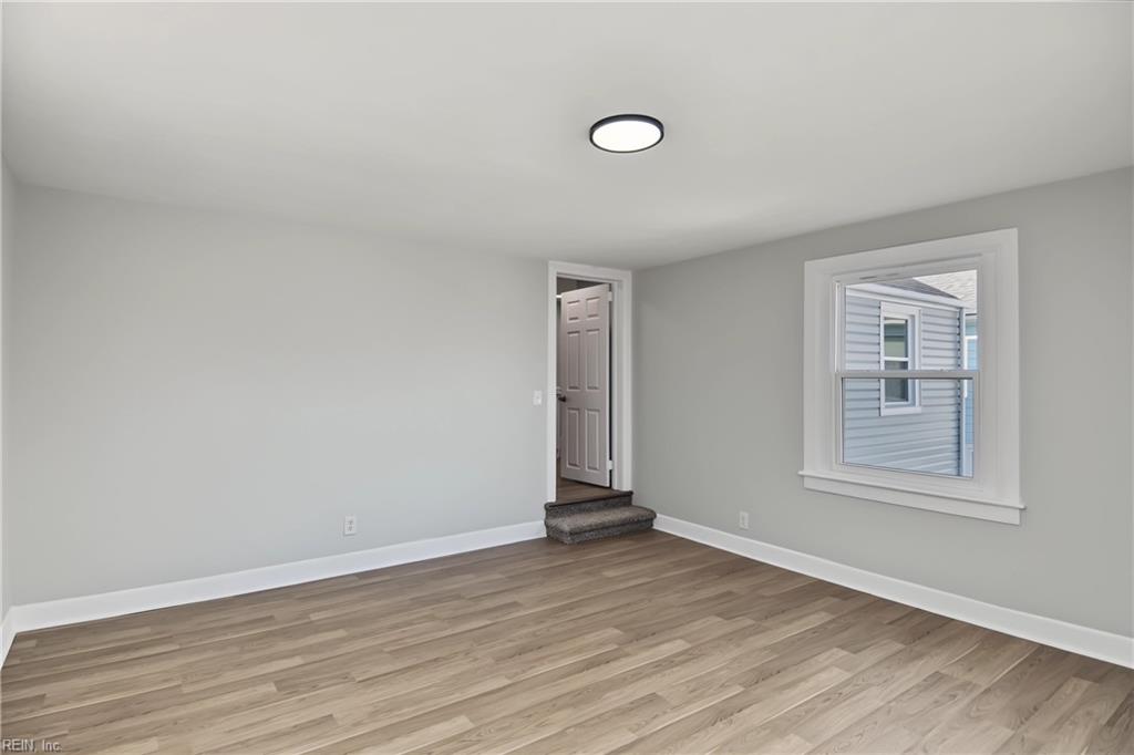 1129 Little Bay Ave Property Photo 40
