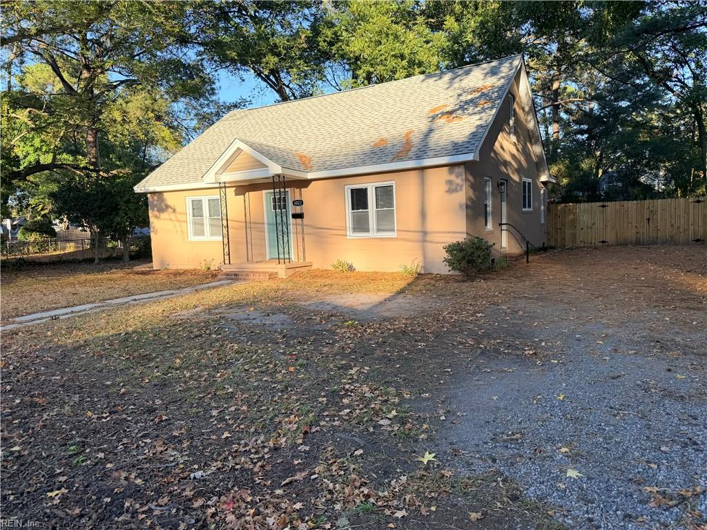 8022 Chesapeake Blvd Property Photo 2