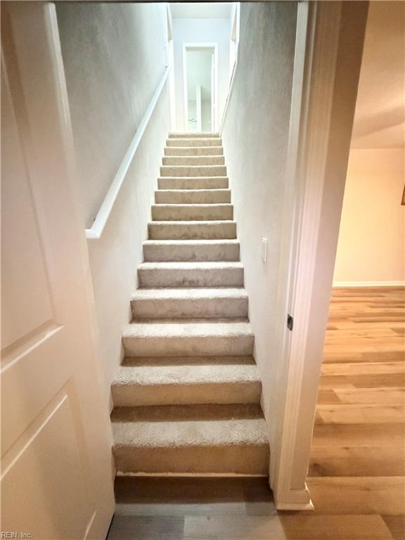 8022 Chesapeake Blvd Property Photo 21