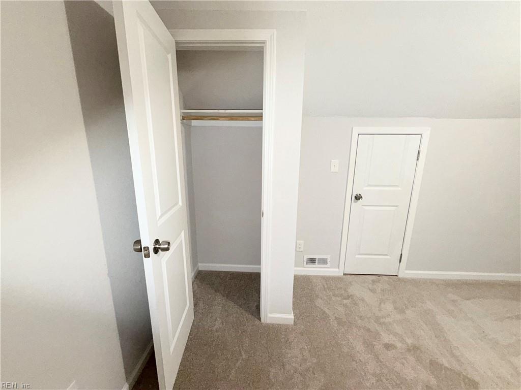 8022 Chesapeake Blvd Property Photo 24