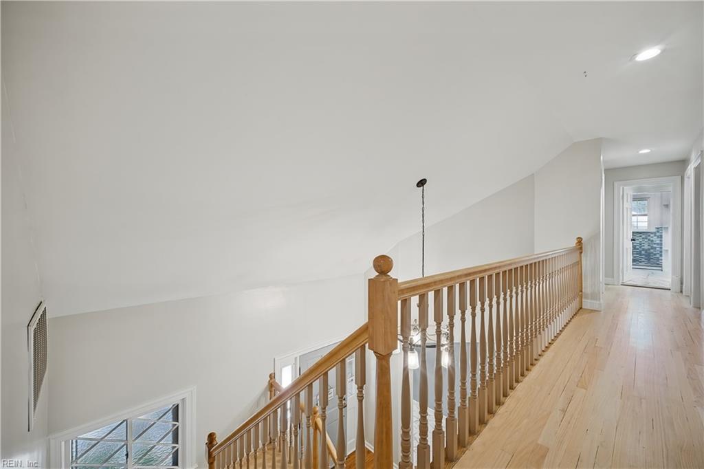 6820 Woodridge Dr Property Photo 21