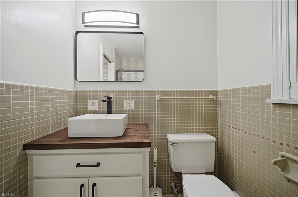 6820 Woodridge Dr Property Photo 28