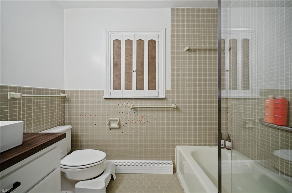 6820 Woodridge Dr Property Photo 29