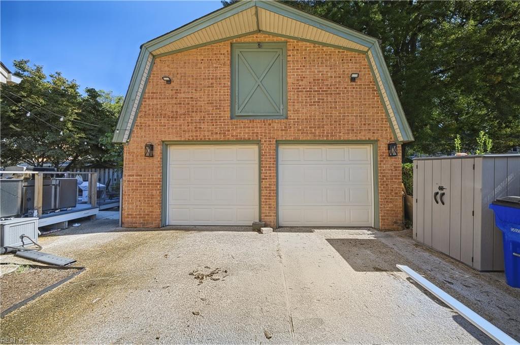 6820 Woodridge Dr Property Photo 45