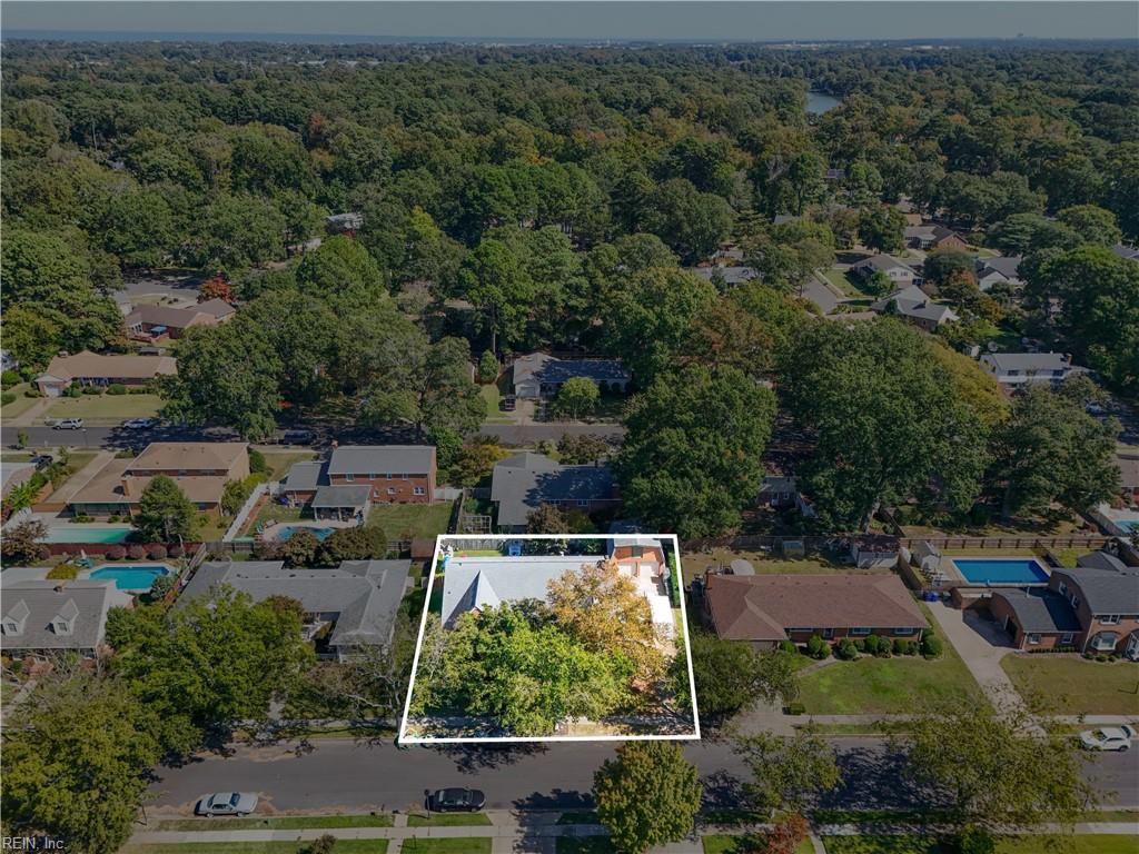 6820 Woodridge Dr Property Photo 47