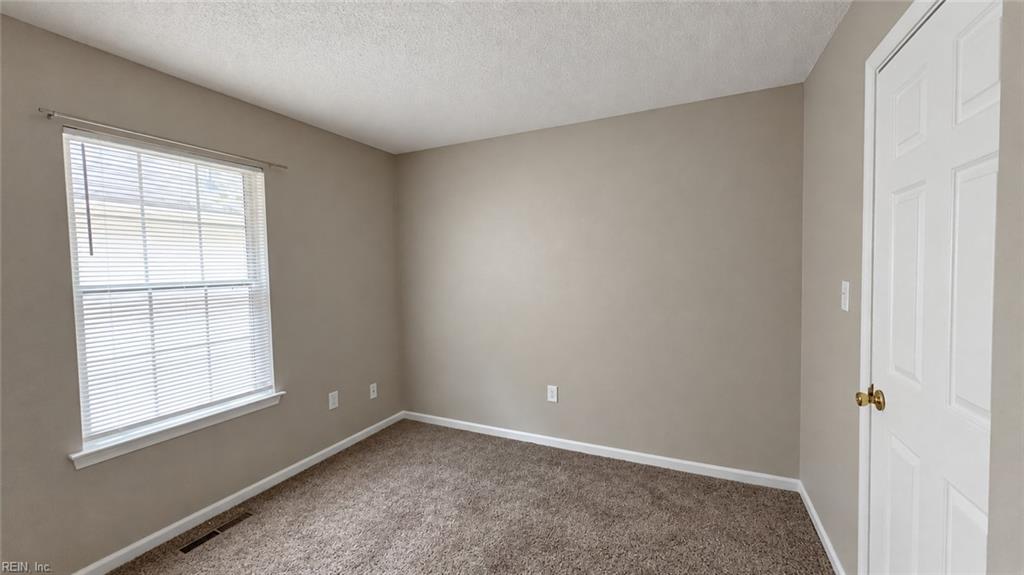 5505 Fountain Ct Property Photo 11