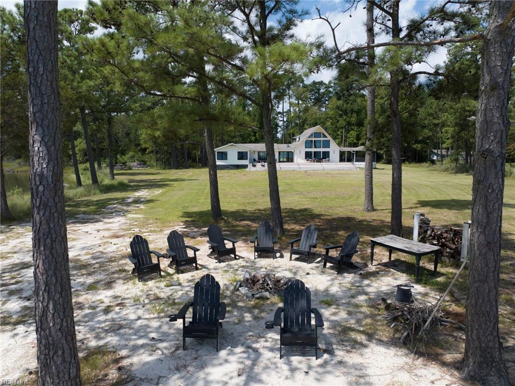 687 Clark Point Dr Property Photo 37