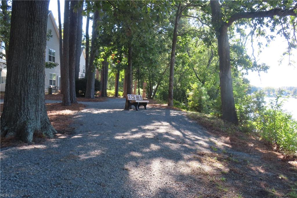 1101 Sawgrass Ln Property Photo 3