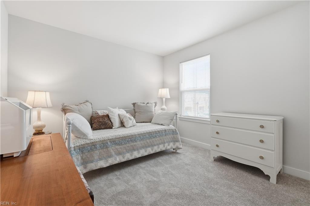 1047 Breakwater Trl Property Photo 26