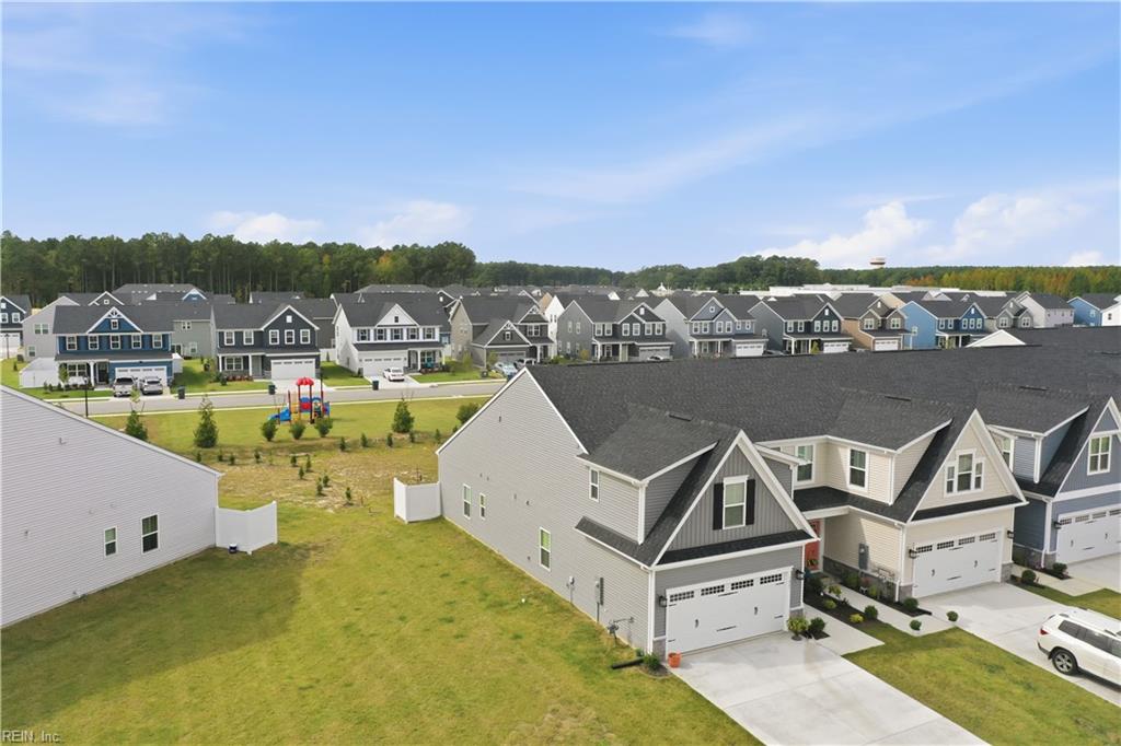 1047 Breakwater Trl Property Photo 34