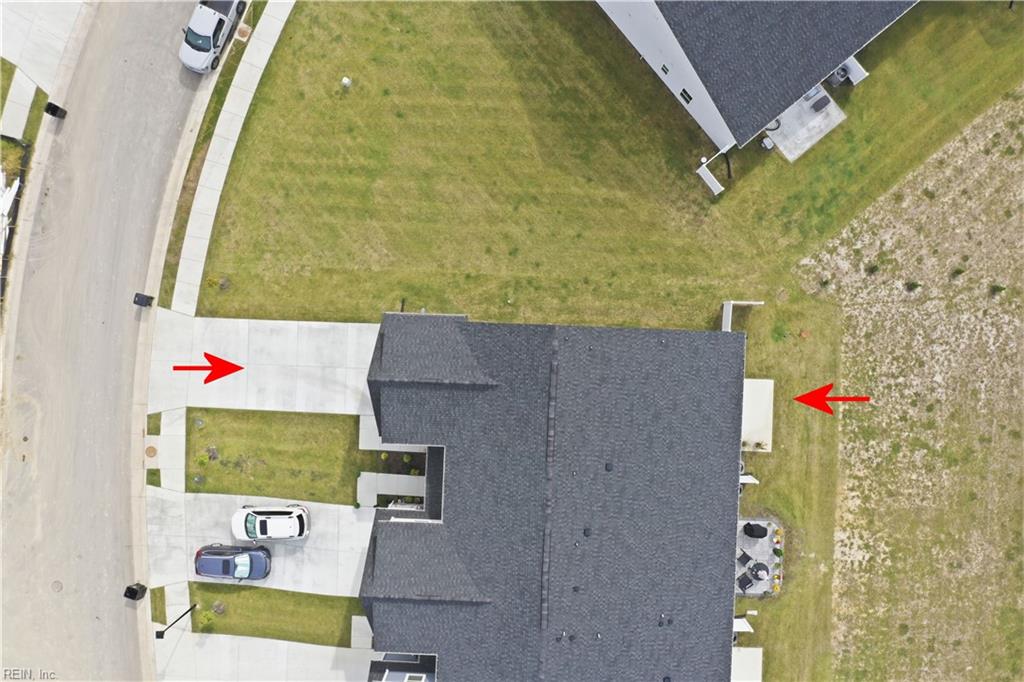 1047 Breakwater Trl Property Photo 36