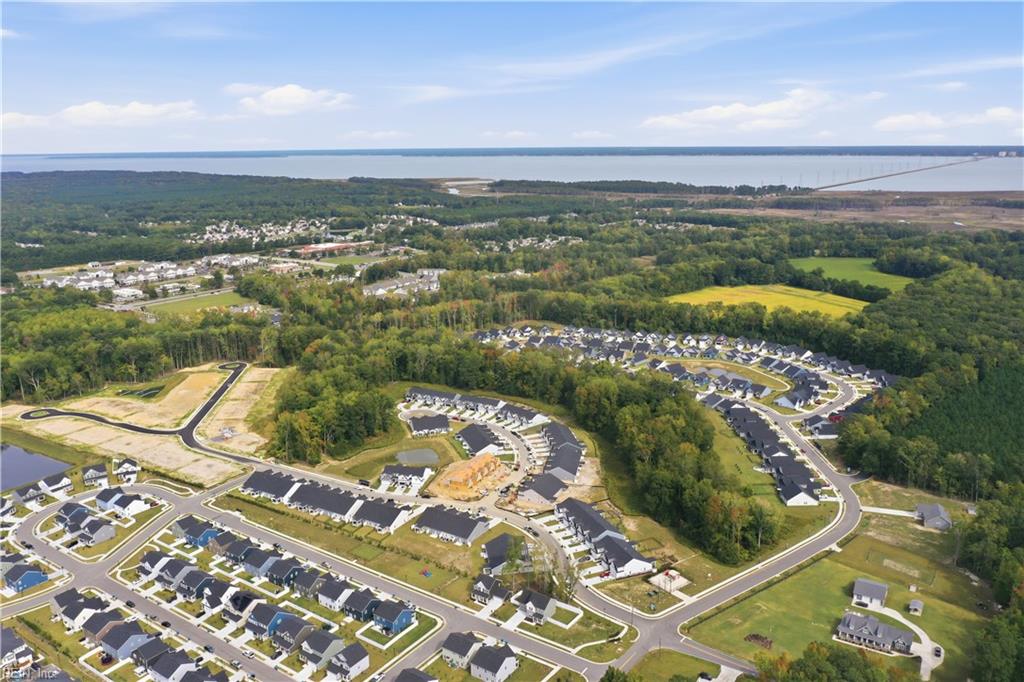 1047 Breakwater Trl Property Photo 36