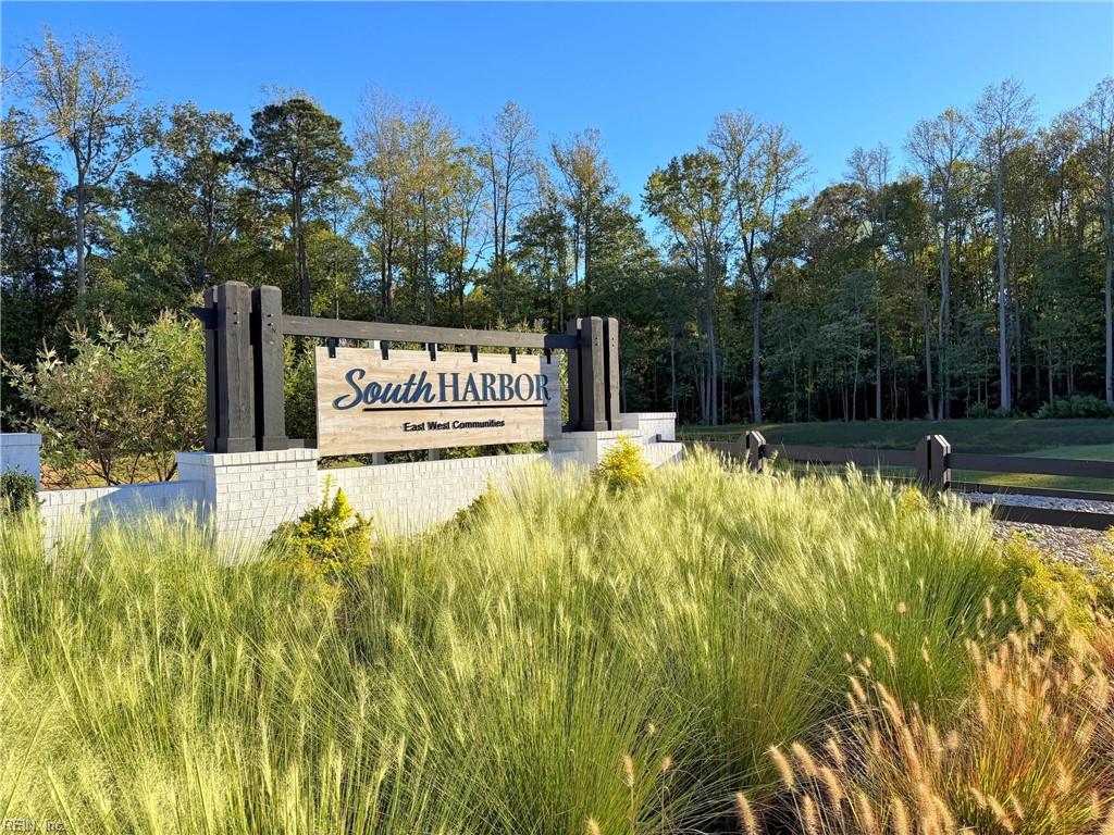 1047 Breakwater Trl Property Photo 39