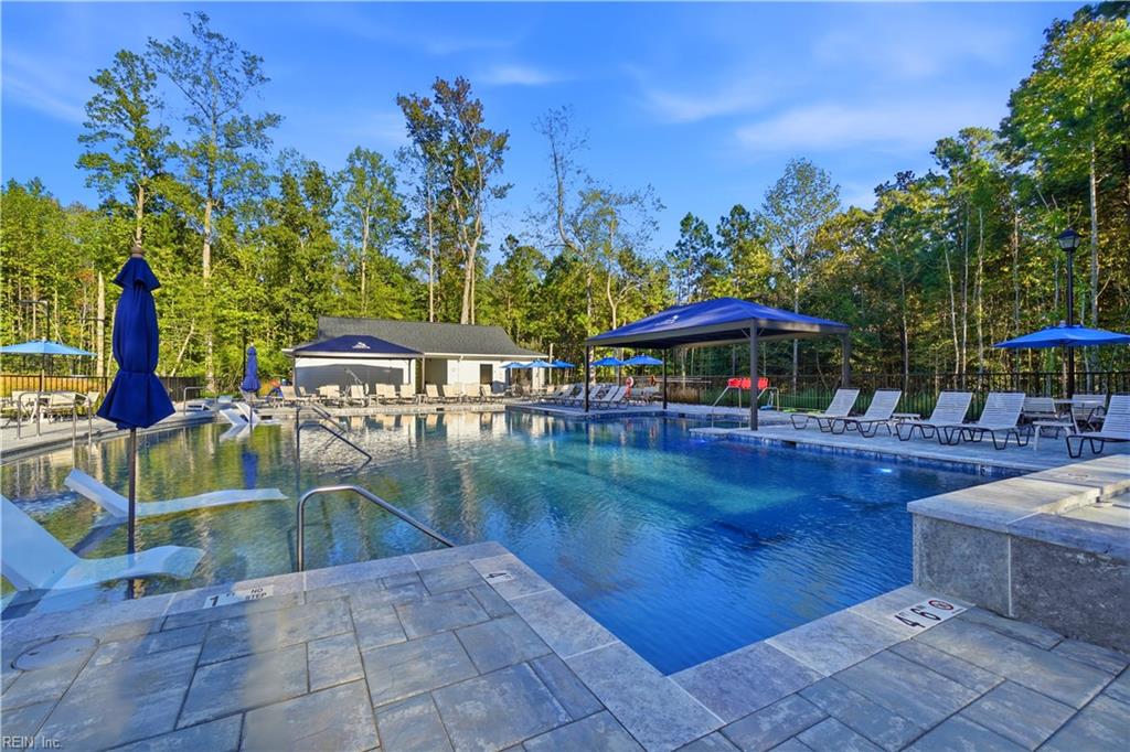 1047 Breakwater Trl Property Photo 43