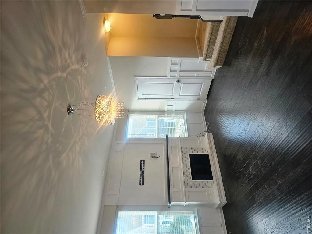 707 Arbuckle St Property Photo 13