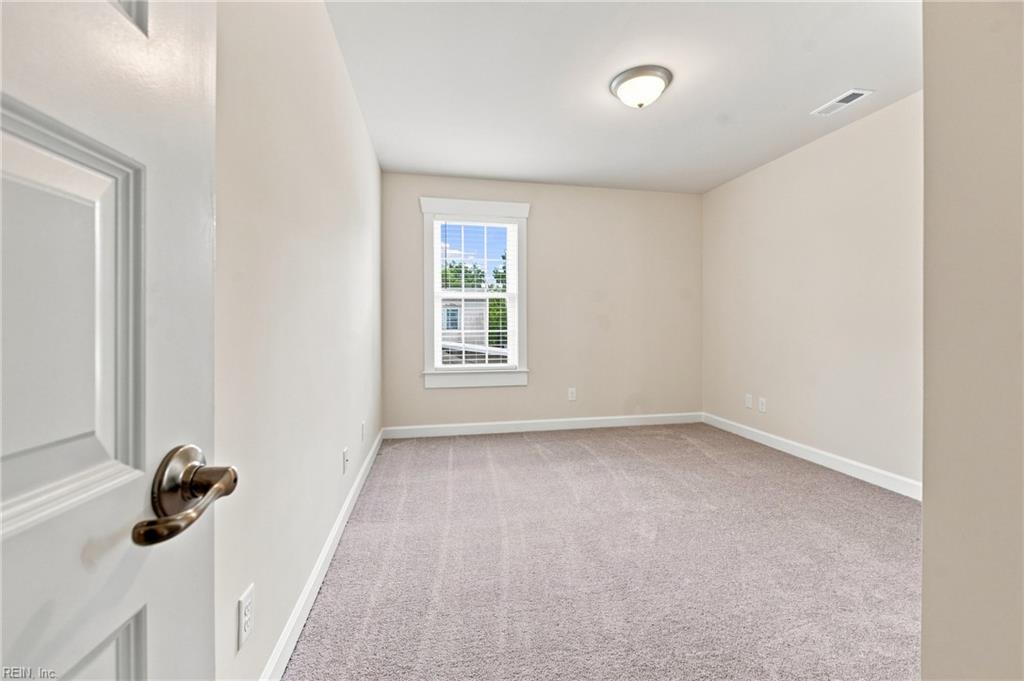 1318 Bainbridge Blvd Property Photo 29