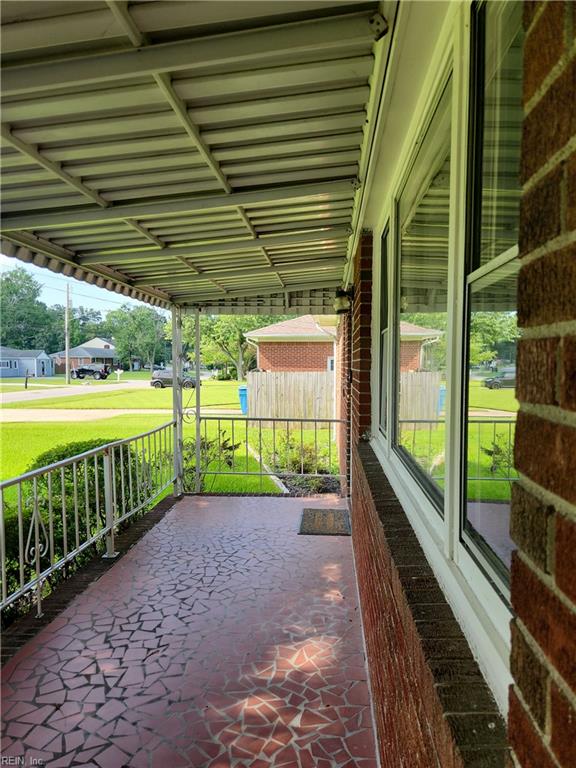 412 Hartsdale Rd Property Photo 3