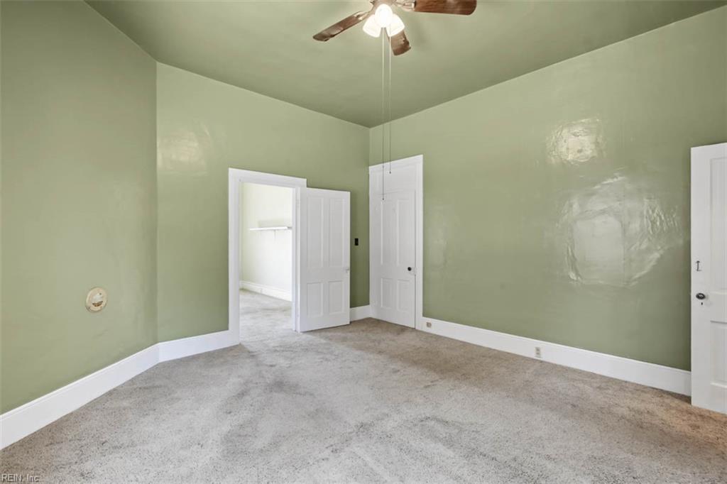 432 W Main St Property Photo 19