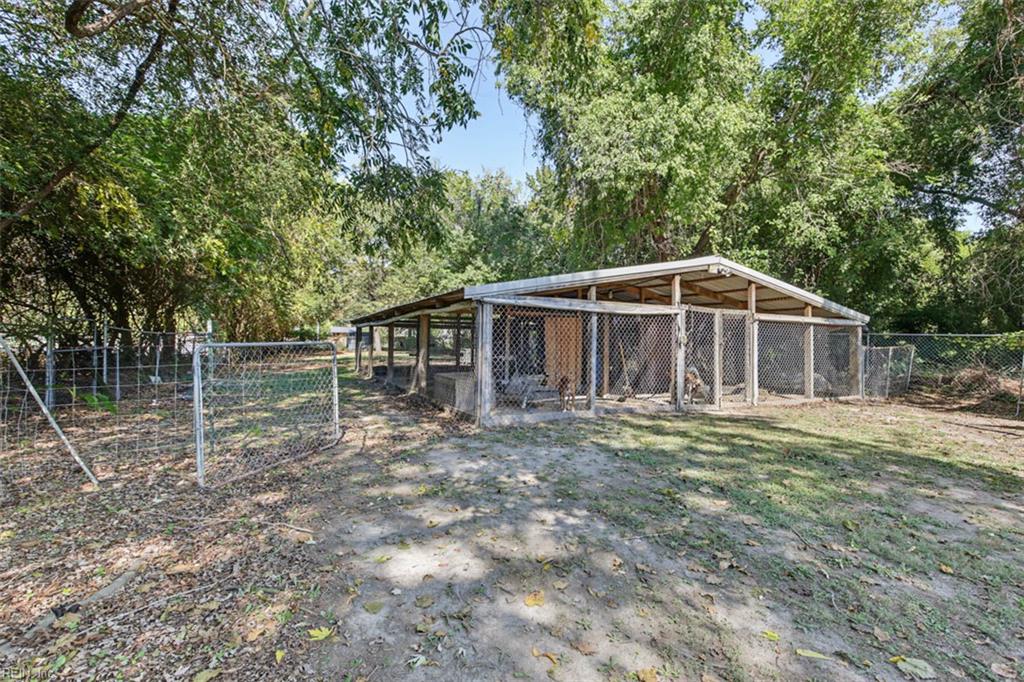 432 W Main St Property Photo 41