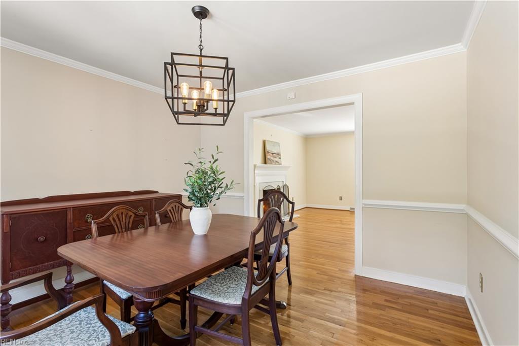 11 Royall Pl Property Photo 6