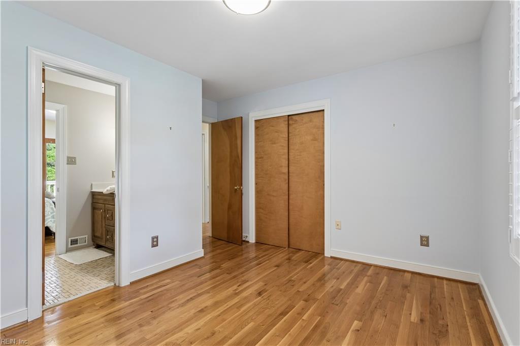 11 Royall Pl Property Photo 23