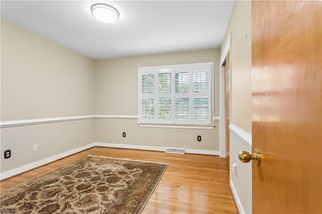 11 Royall Pl Property Photo 24